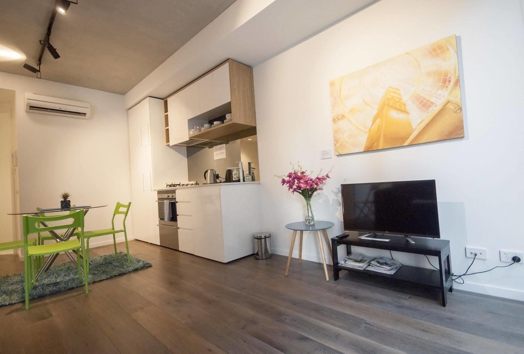 Carlson View Serviced Apartments Melbourne Exterior photo