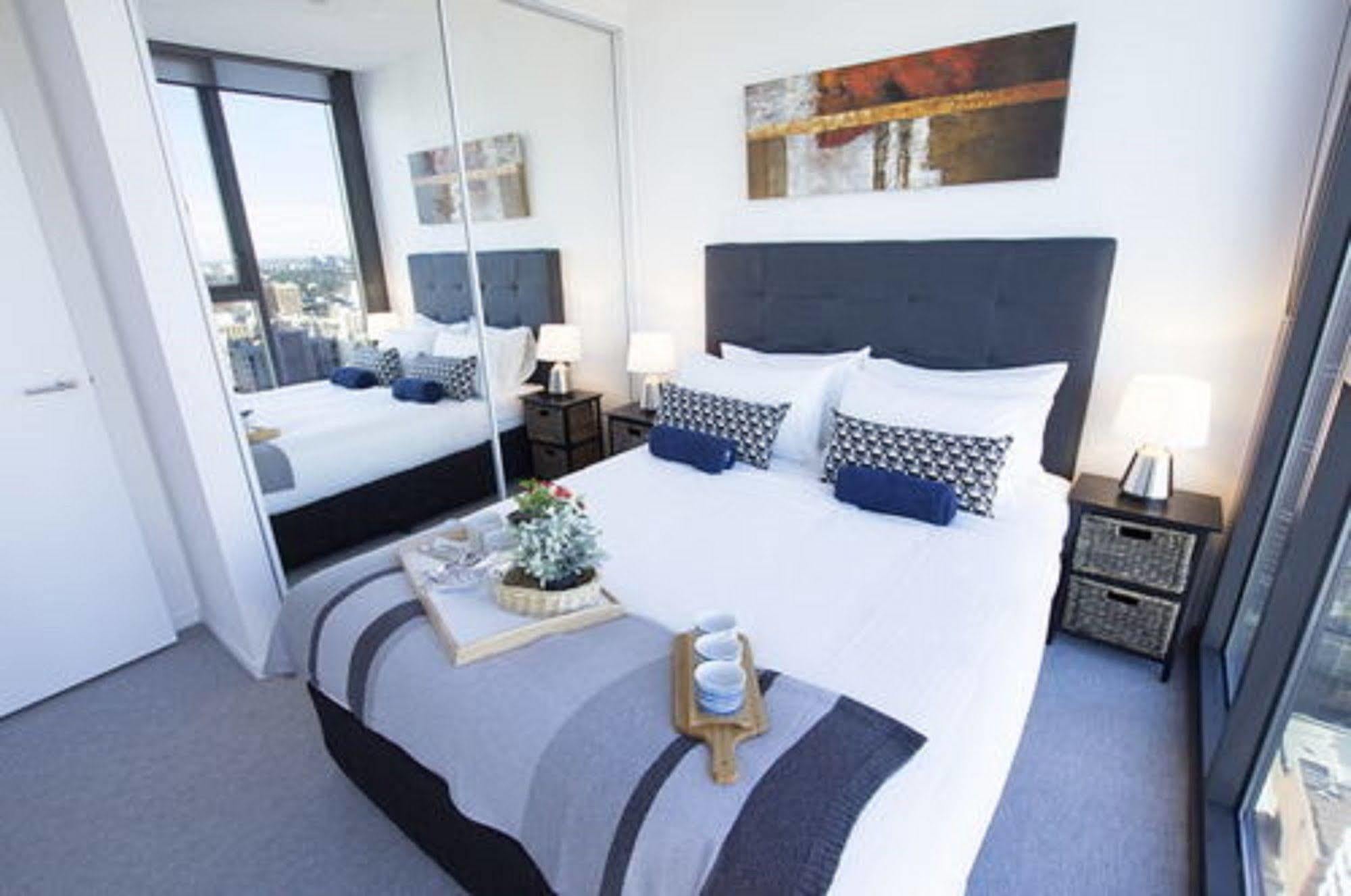 Carlson View Serviced Apartments Melbourne Exterior photo